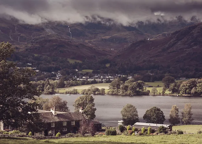 بيت ضيافة Bank Ground Farm 4*